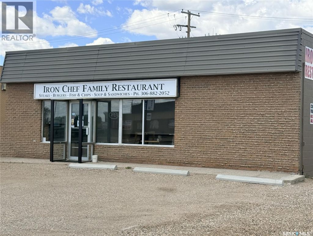 123 Railway Avenue E, Rosetown