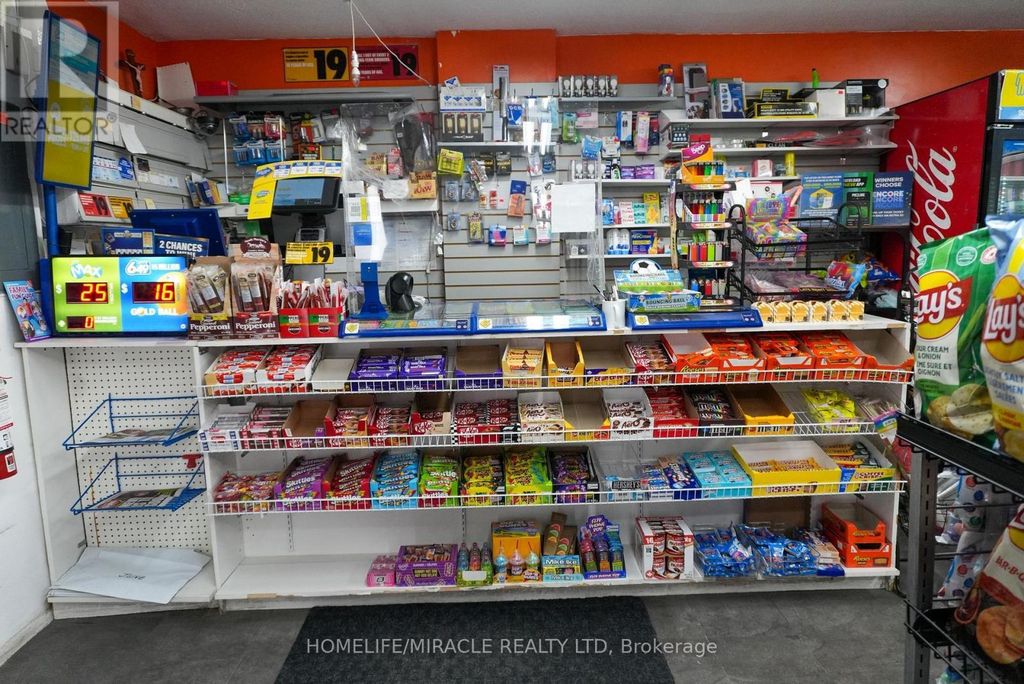 2170 Sherobee Road, Mississauga (cooksville)