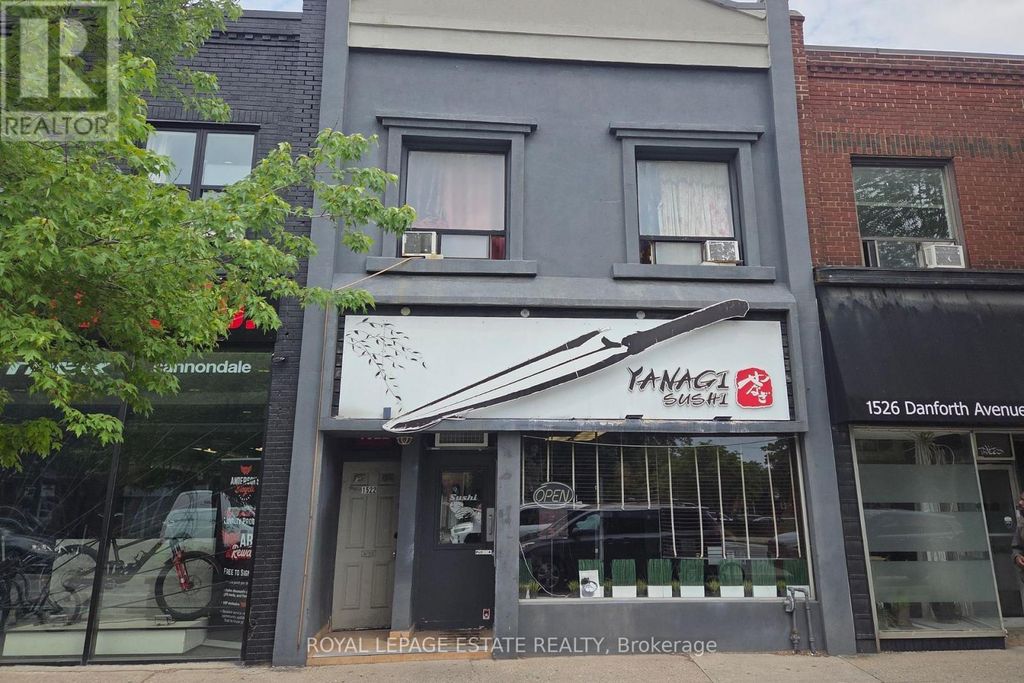 1524 Danforth Avenue, Toronto (danforth)