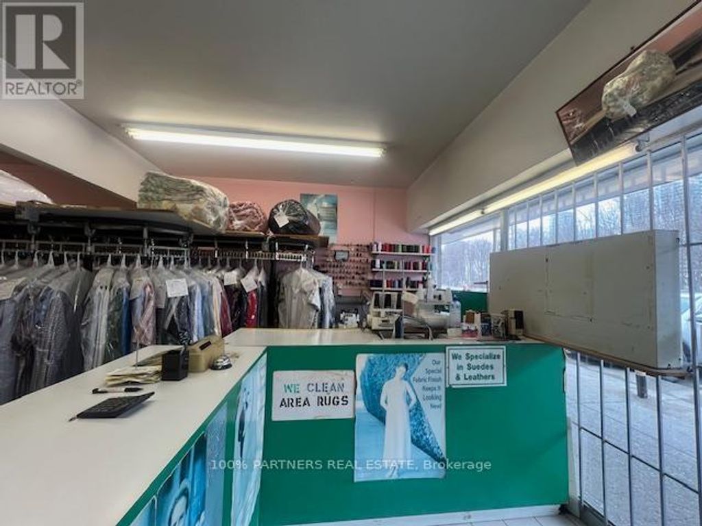 1581 Ellesmere Road, Toronto (woburn)