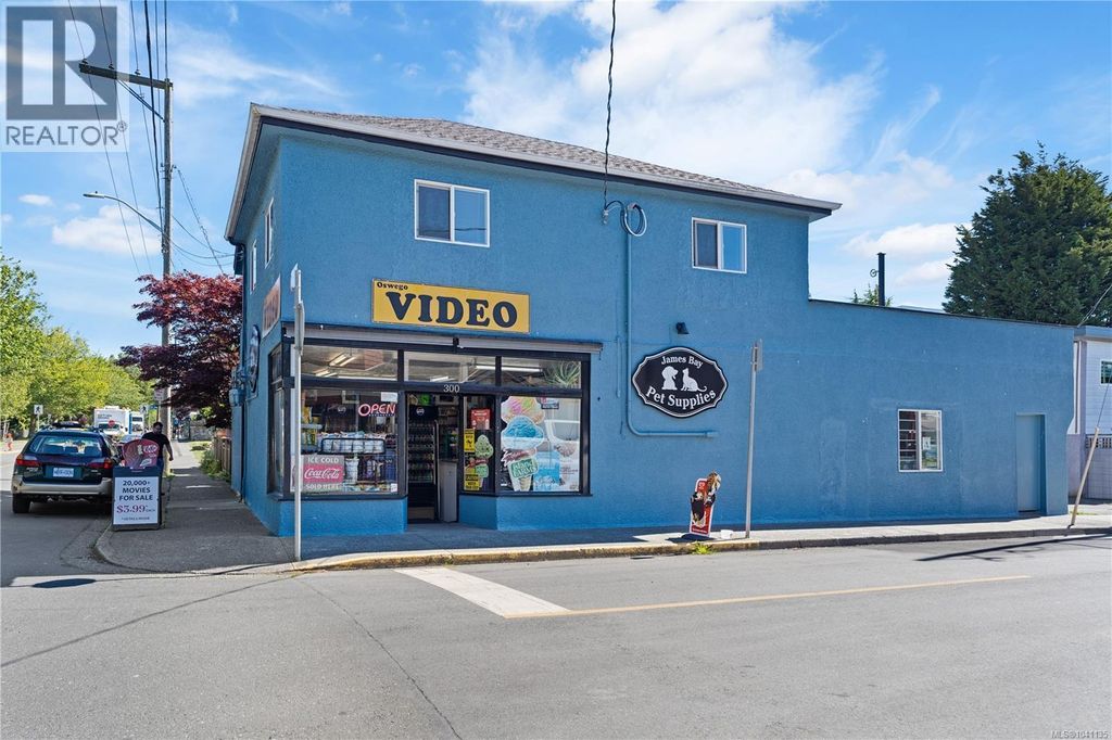300 Beckley Ave, Victoria