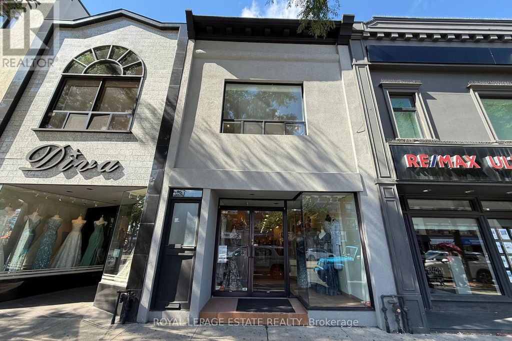1194 St Clair Avenue W, Toronto (corso Italia-Davenport)