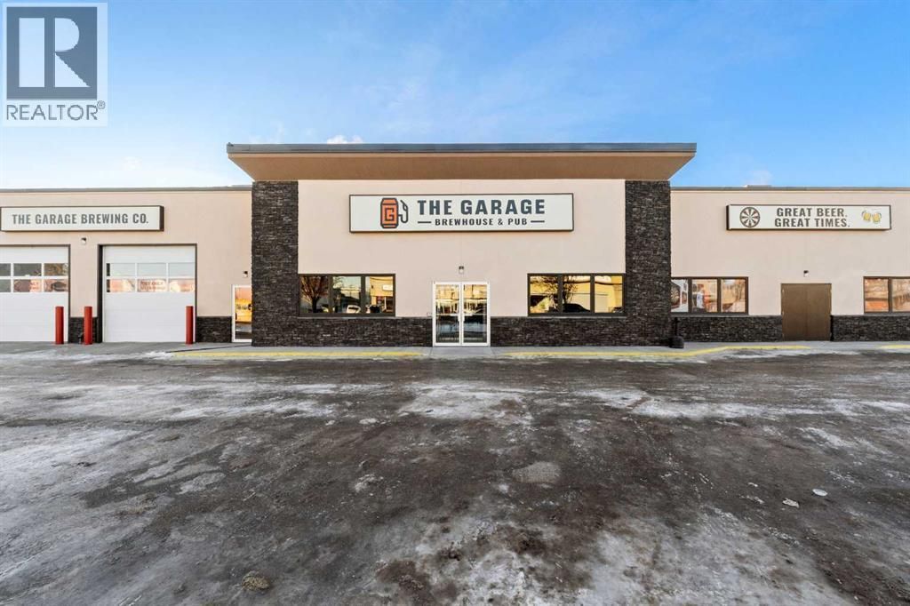 5015 50 Avenue, Whitecourt
