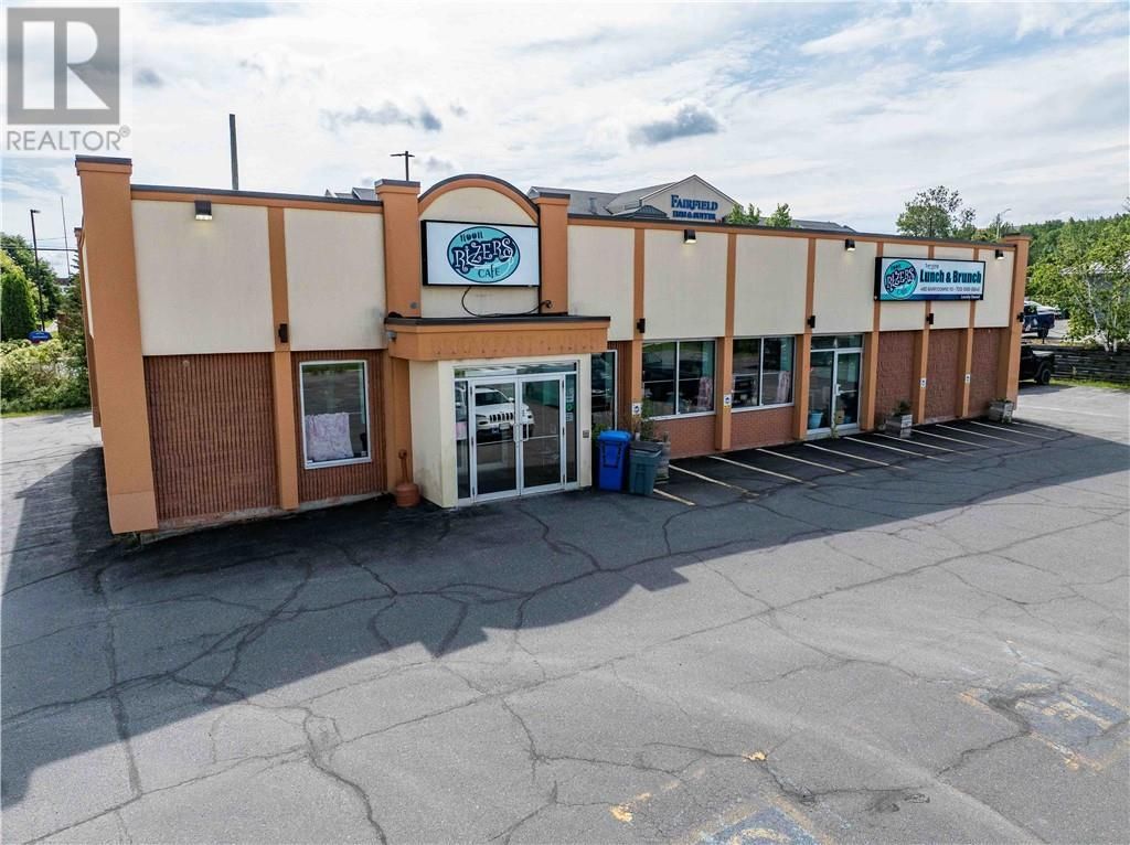 480 Barrydowne Road, Sudbury