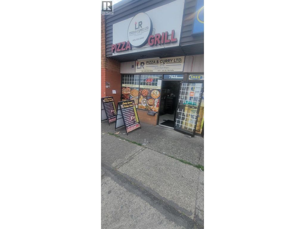 7571 6 Street, Burnaby