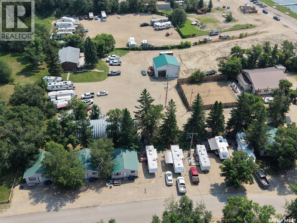 32 Chapa Avenue, Kenosee Lake