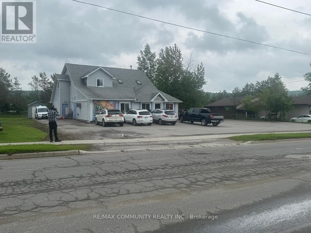 170 Bobcaygeon Road, Minden Hills (minden)
