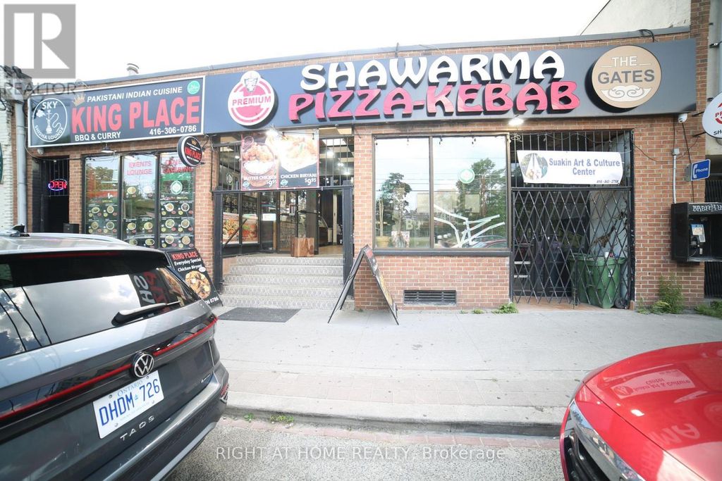 240 Parliament Street, Toronto (moss Park)