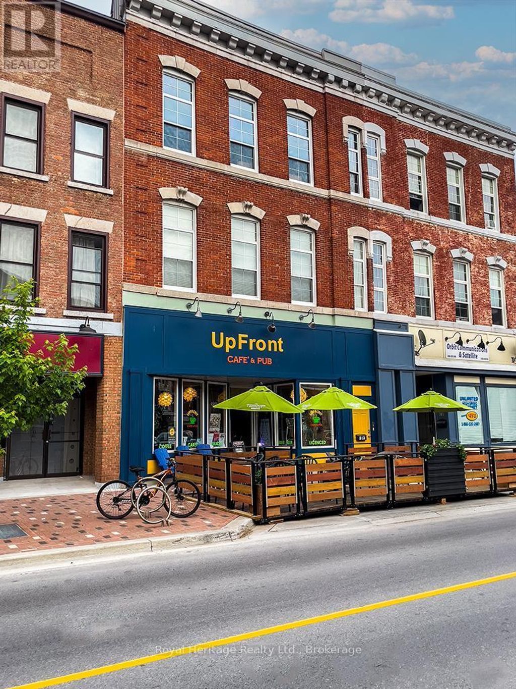 313 Front Street, Belleville (belleville Ward)