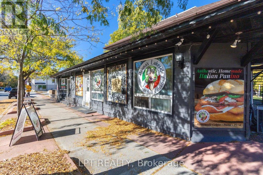 104 & 105 - 928 Lake Drive E, Georgina (sutton & Jackson's Point)