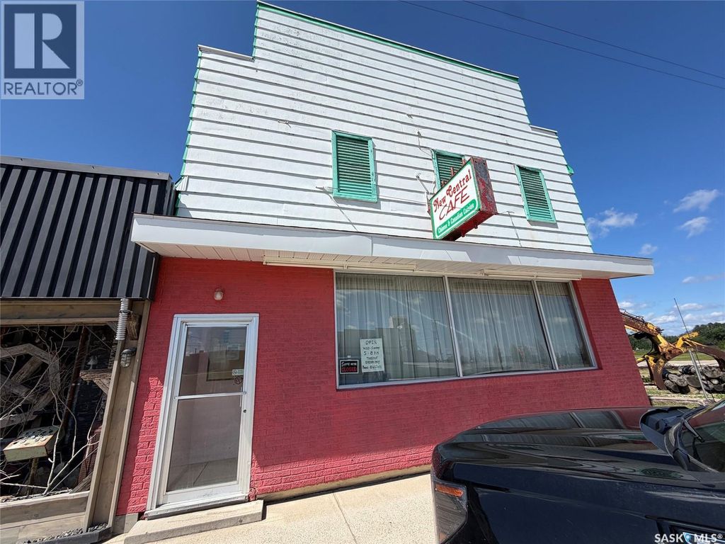 105 Main Street, Hudson Bay