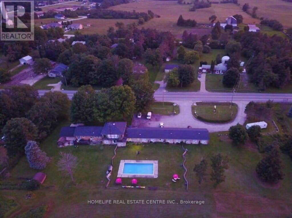 317051 Highway 6 & 10, Chatsworth