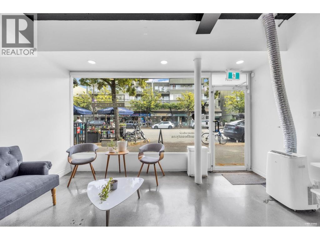 3261 W Broadway Street, Vancouver