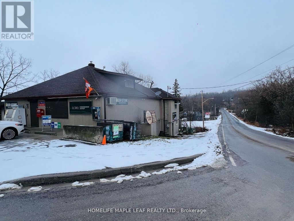 5251 Plank Road, Hamilton Township