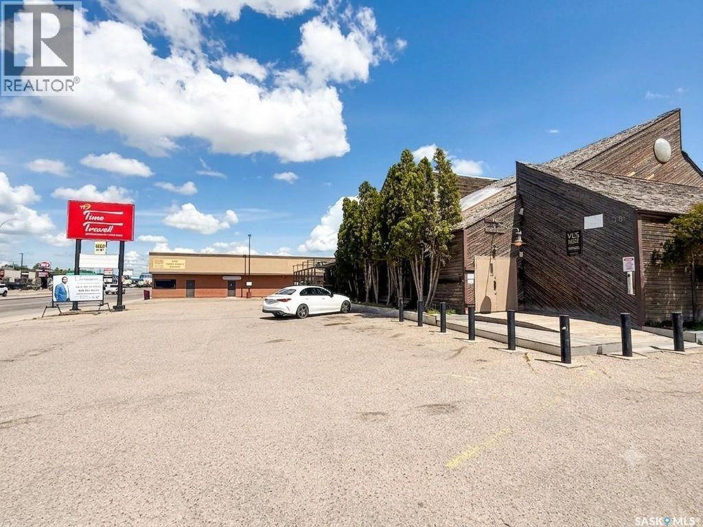 379 Albert Street, Regina