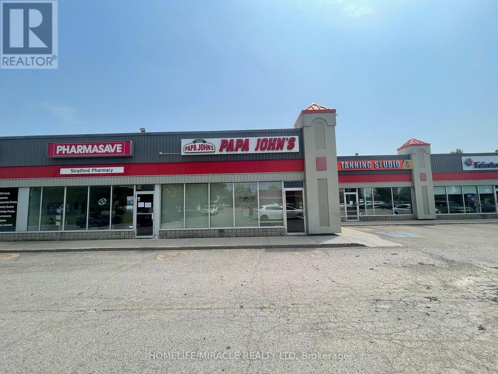 3 - 1060 Ontario Street, Stratford