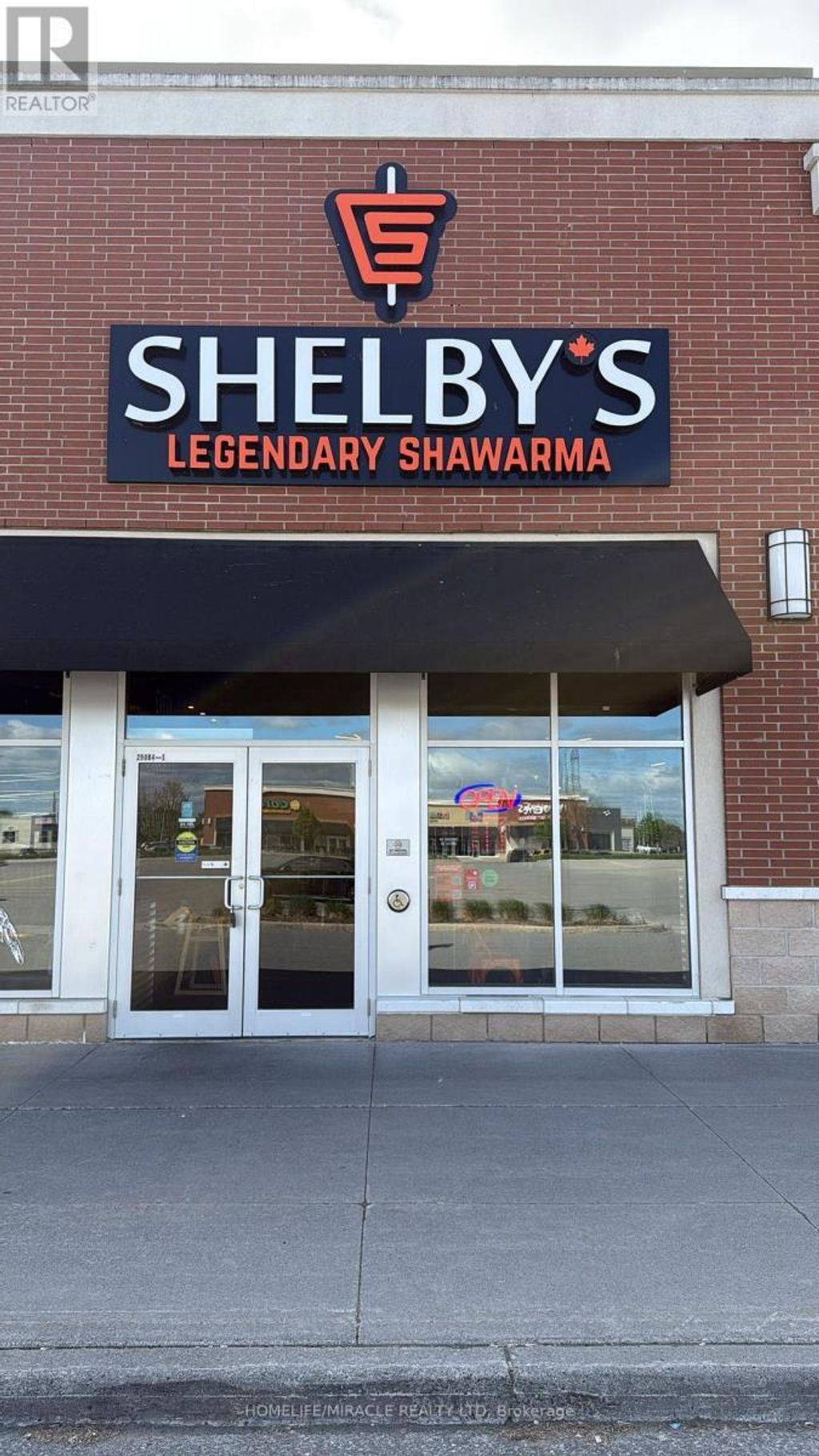 290 W Hunt Club Road, Ottawa