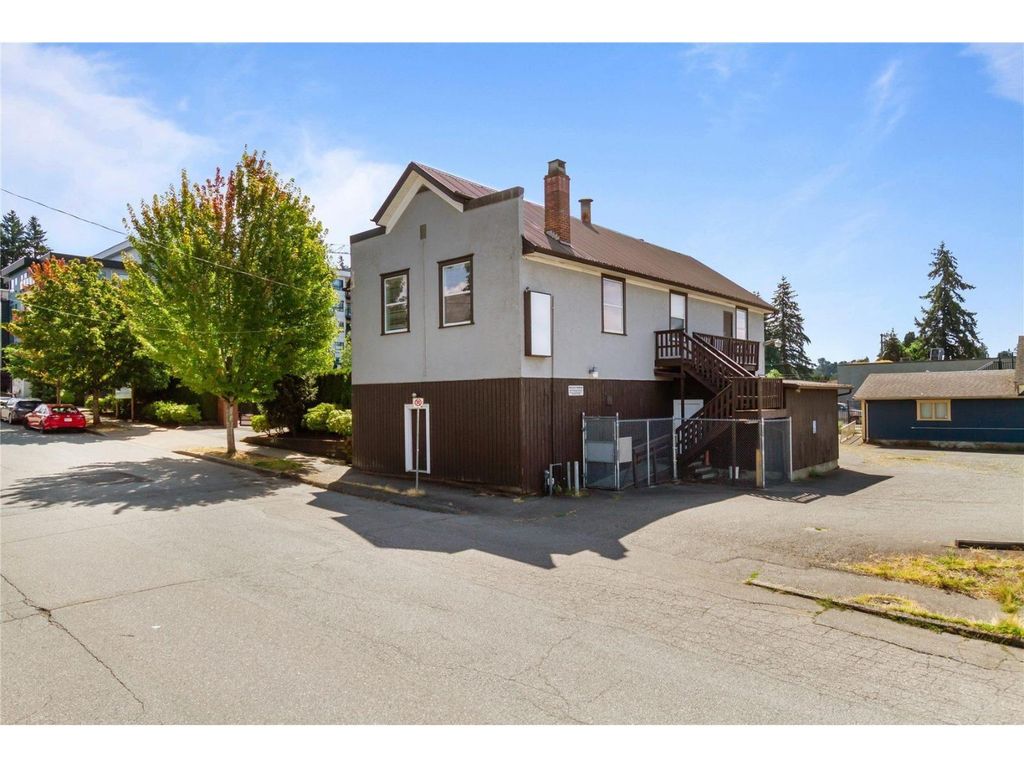 33860 Pine Street, Abbotsford