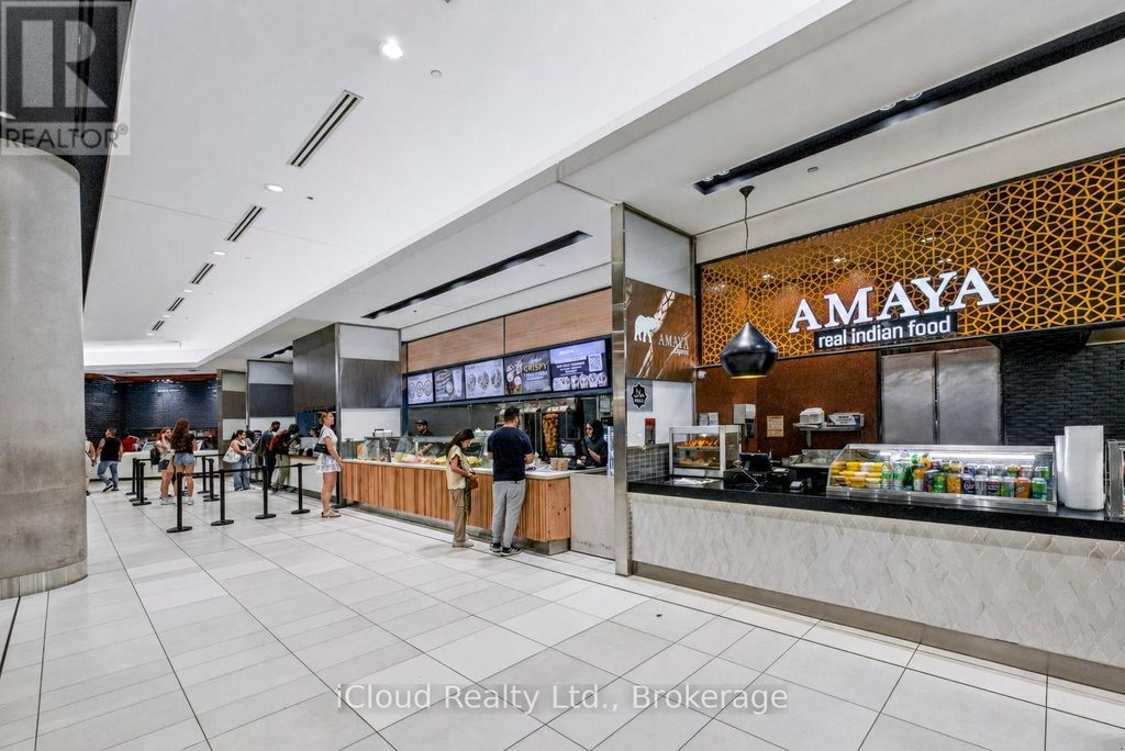 1 - 220 Yonge Street, Toronto (bay Street Corridor)