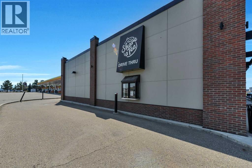 110, 129 Leva Avenue, Rural Red Deer County