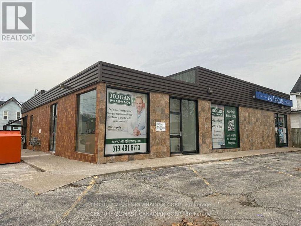 120 Vidal Street N, Sarnia