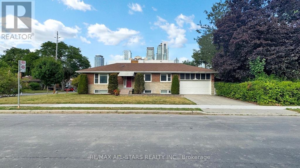 105 Betty Ann Drive, Toronto (willowdale West)