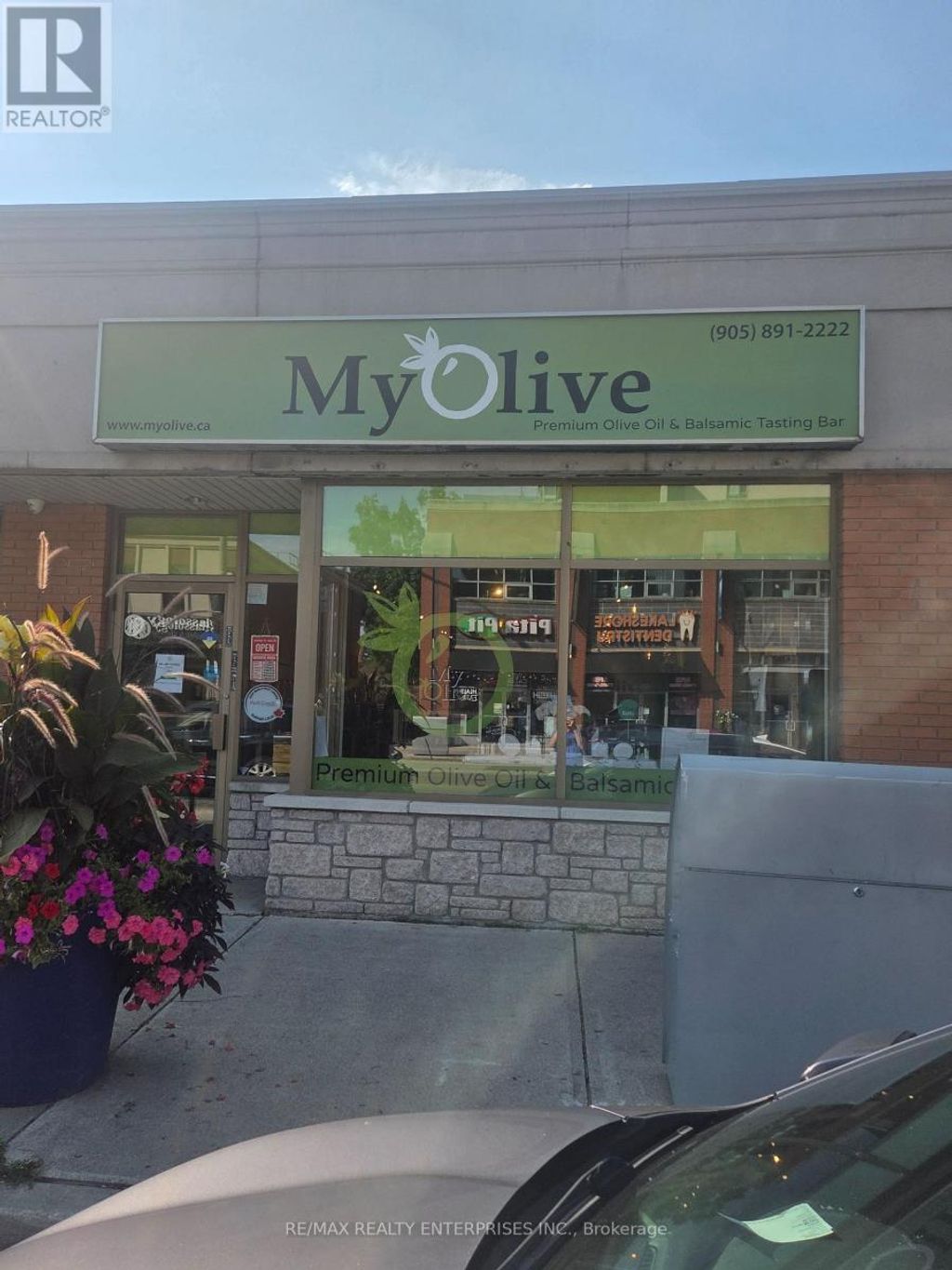 5 - 141 Lakeshore Road E, Mississauga (port Credit)