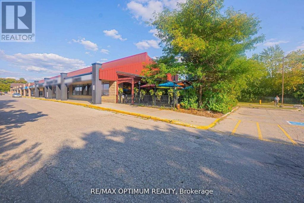 304 Stone Road W, Guelph (kortright West)