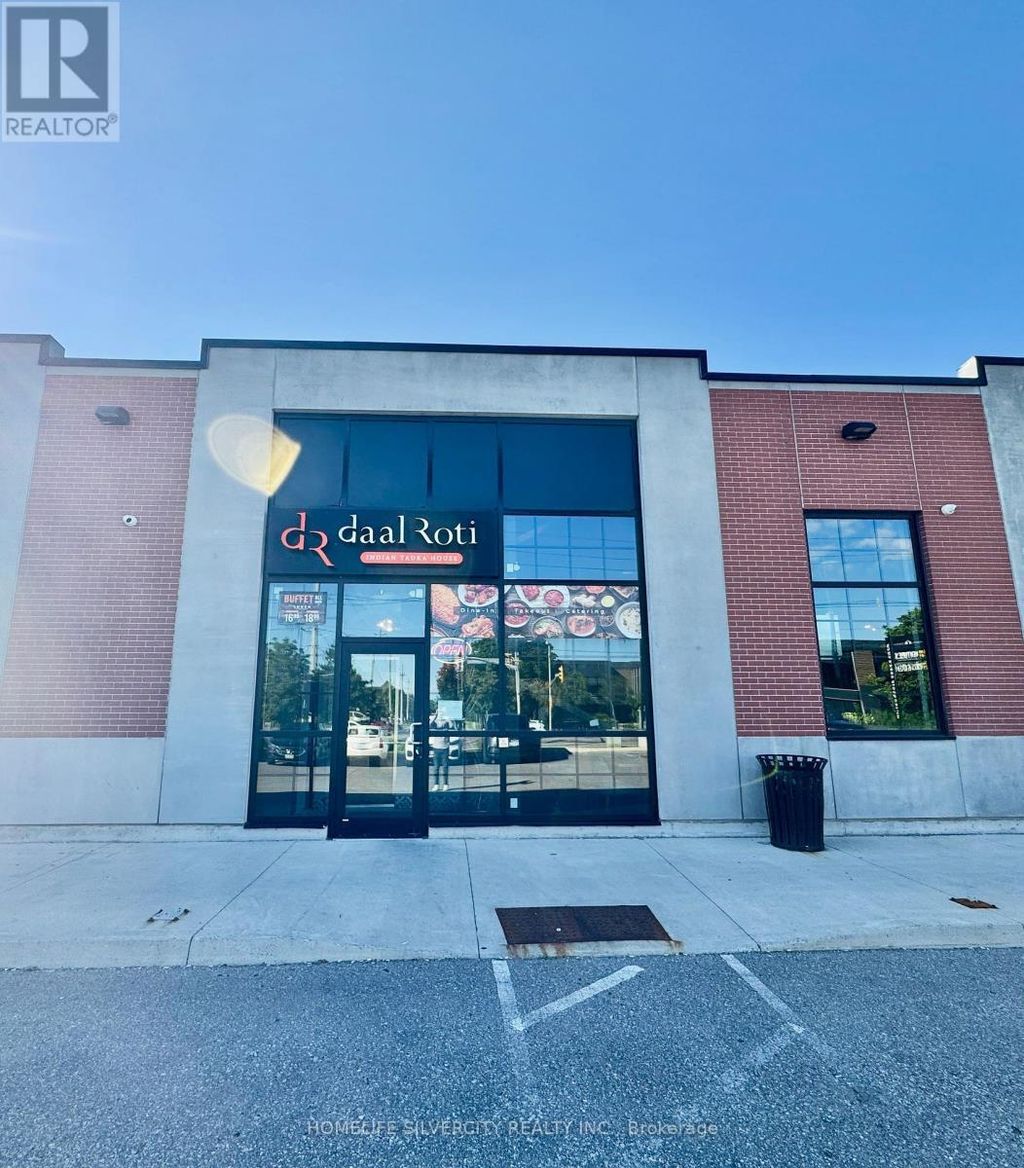 407 Iroquois Shore Road, Oakville (qe Queen Elizabeth)