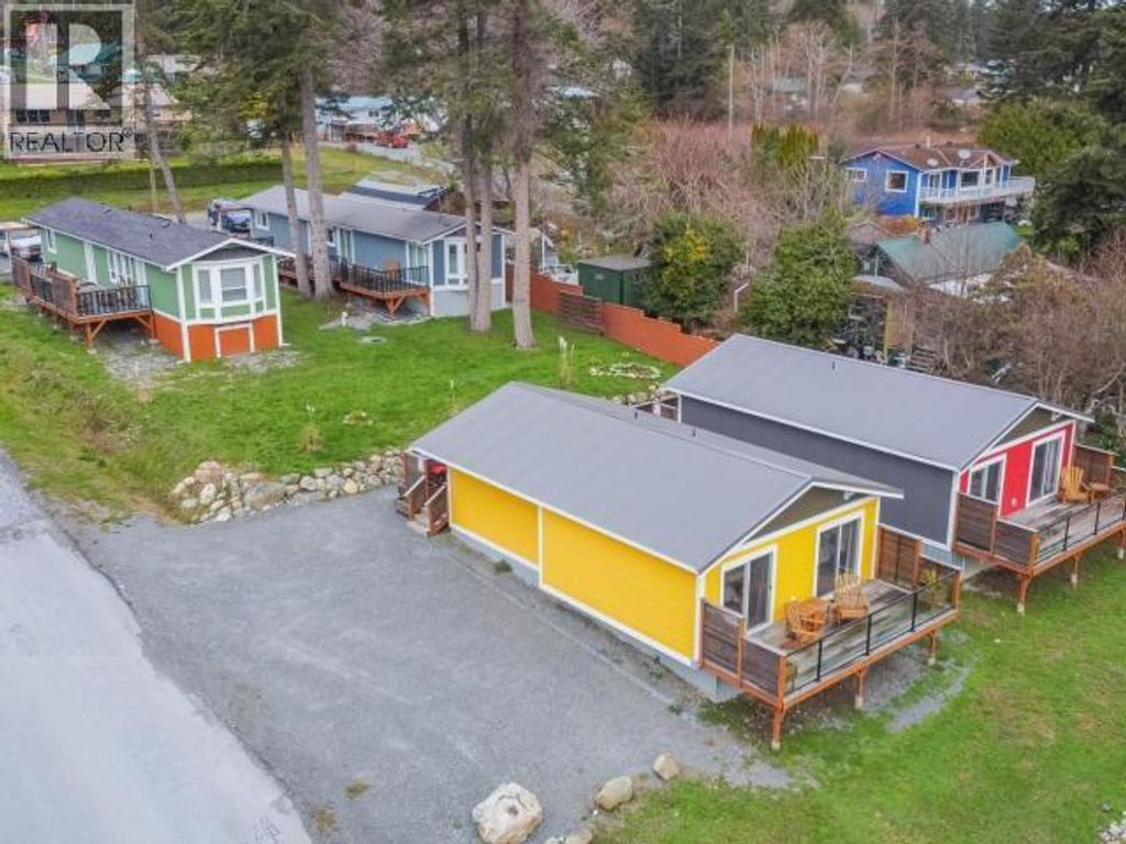 3465 Oak Street, Texada Island