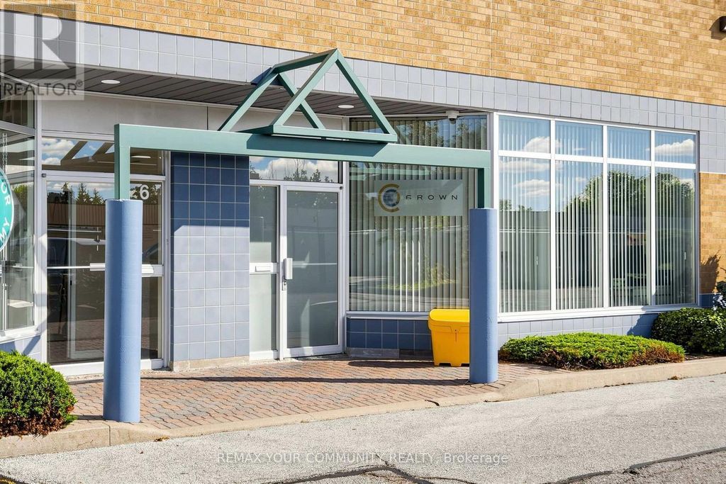 7 - 561 Edward Avenue, Richmond Hill (devonsleigh)