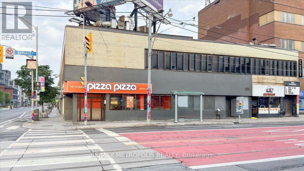 558 Bloor St Street, Toronto (annex)