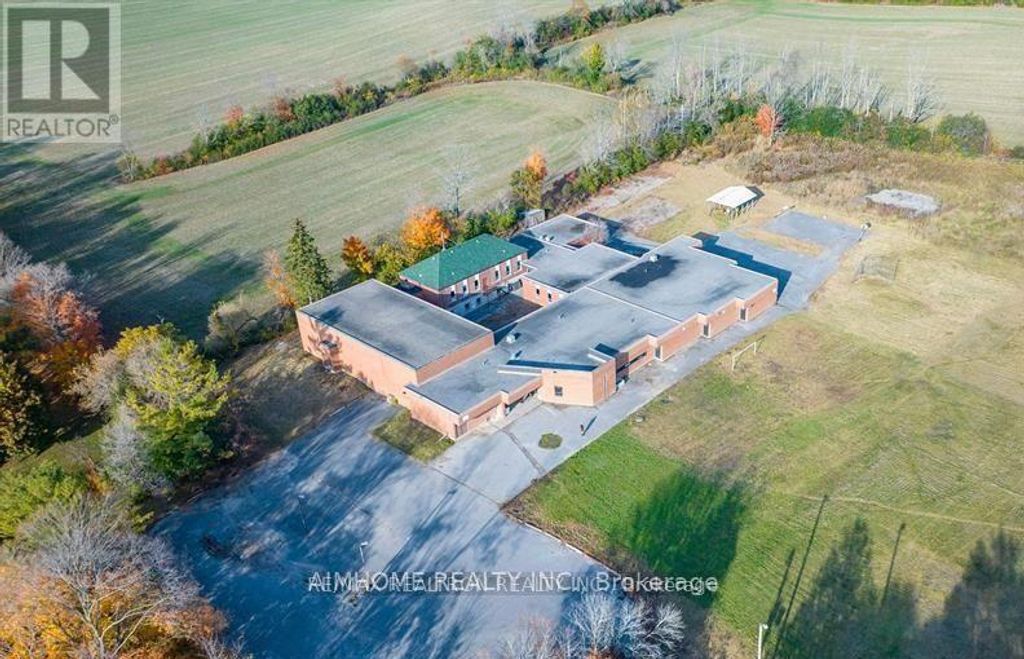 211 County Rd 28 Road, Otonabee-South Monaghan
