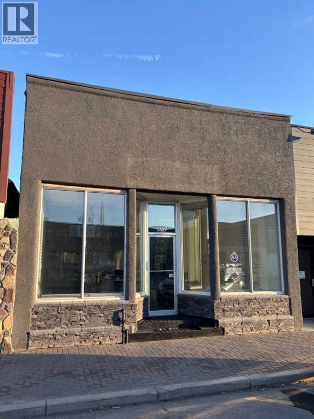 5327 48 Avenue, Taber