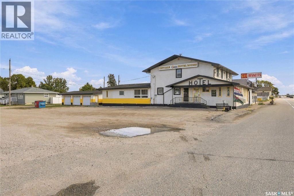 301 11 Highway, Chamberlain