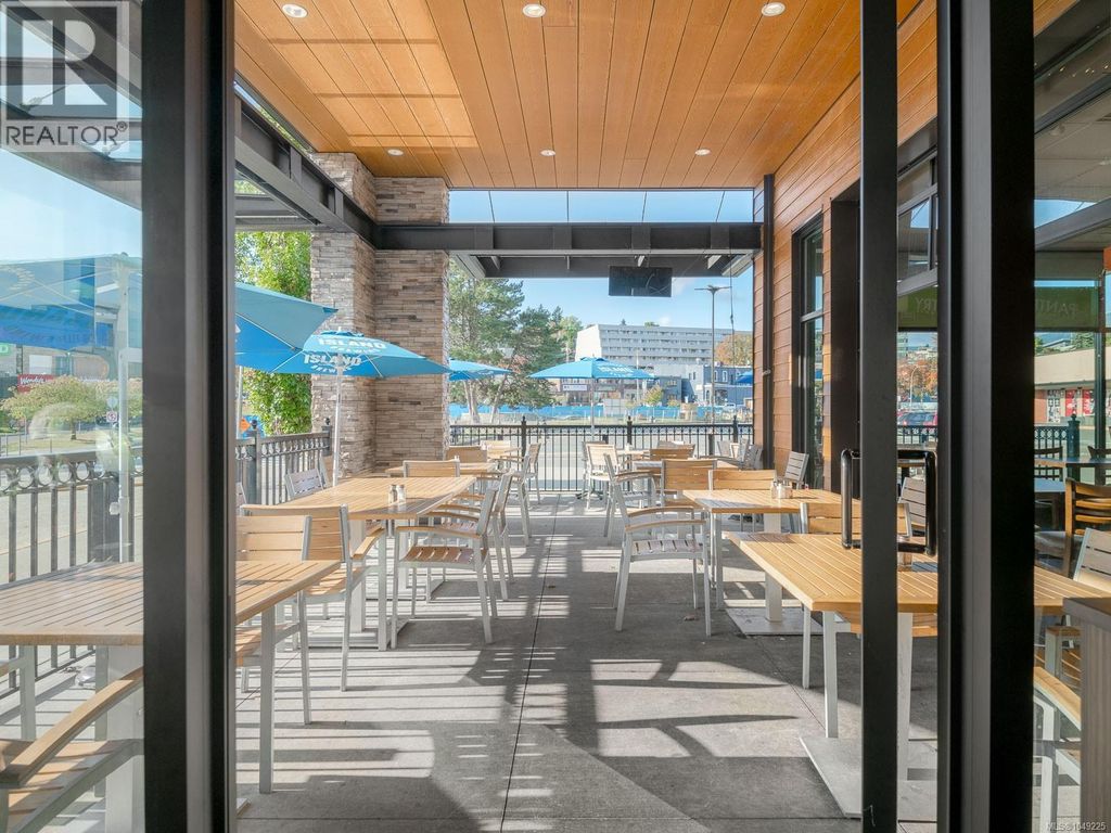 101 648 Terminal Ave, Nanaimo