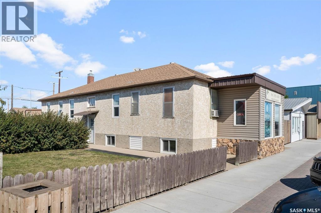 103 Main Street, Watrous