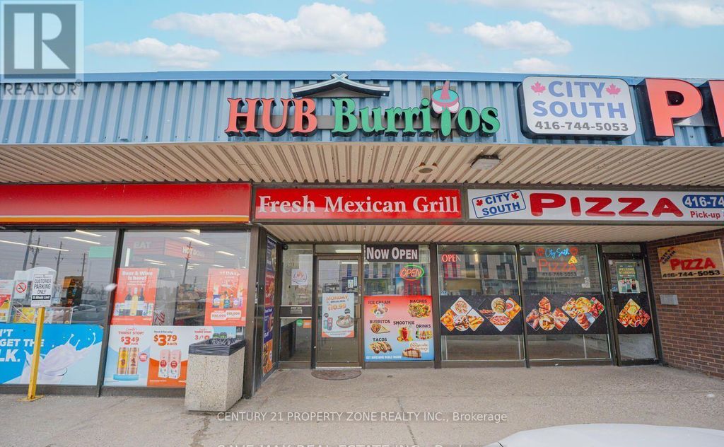 10 - 106 Humber College Boulevard, Toronto (west Humber-Clairville)