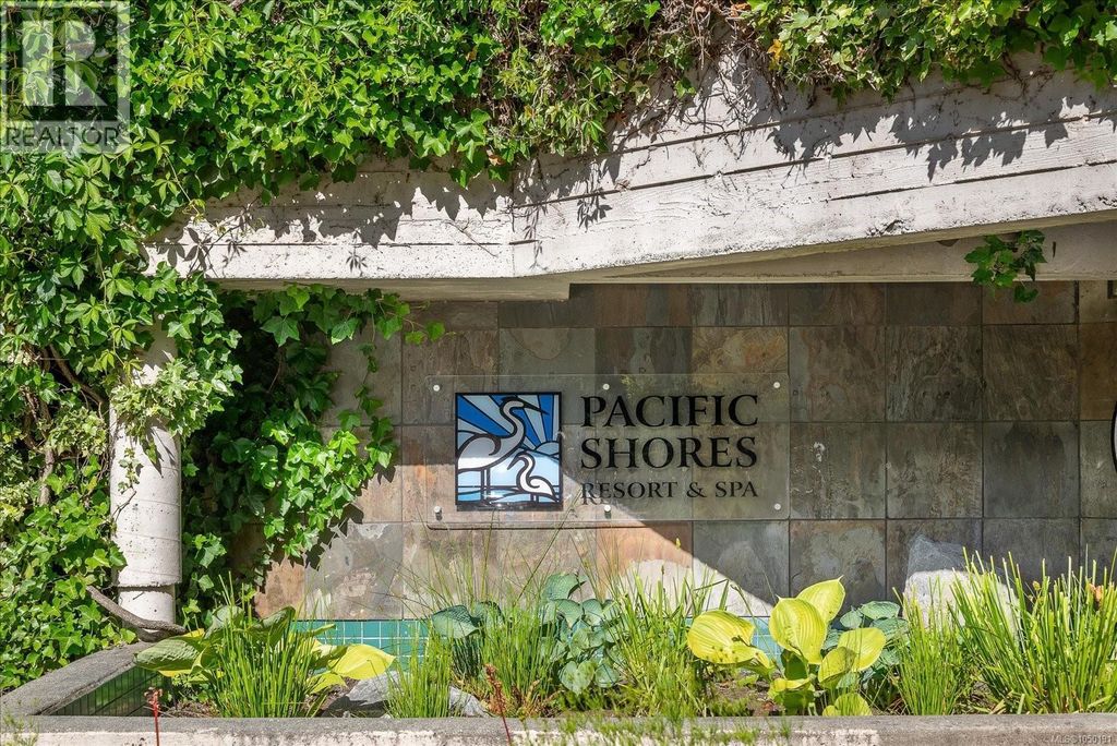 1 1600 Stroulger Rd, Nanoose Bay
