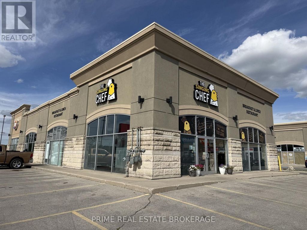 3 - 1426 Fanshawe Park Road W, London North (north E)