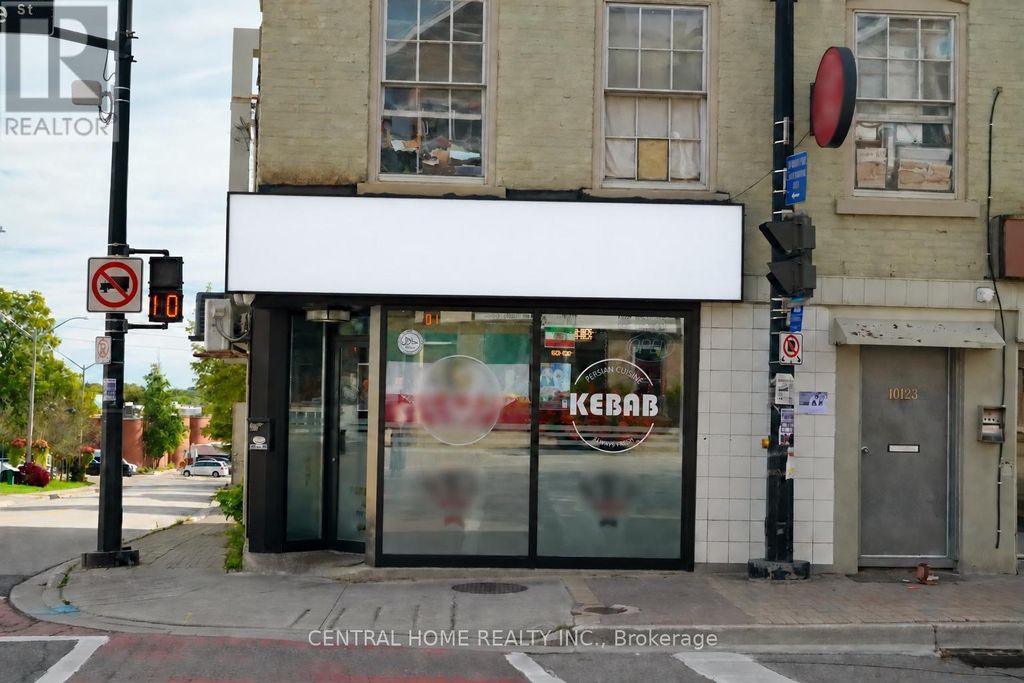 10123 Yonge Street, Richmond Hill (crosby)
