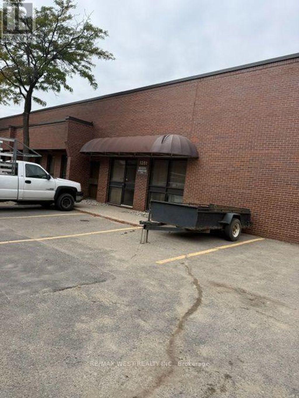 1251 Kamato Road, Mississauga (northeast)