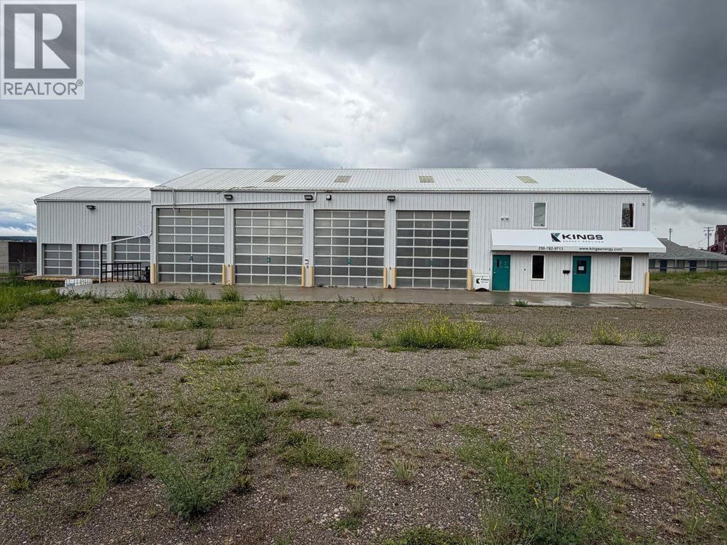 612 103 Avenue, Dawson Creek