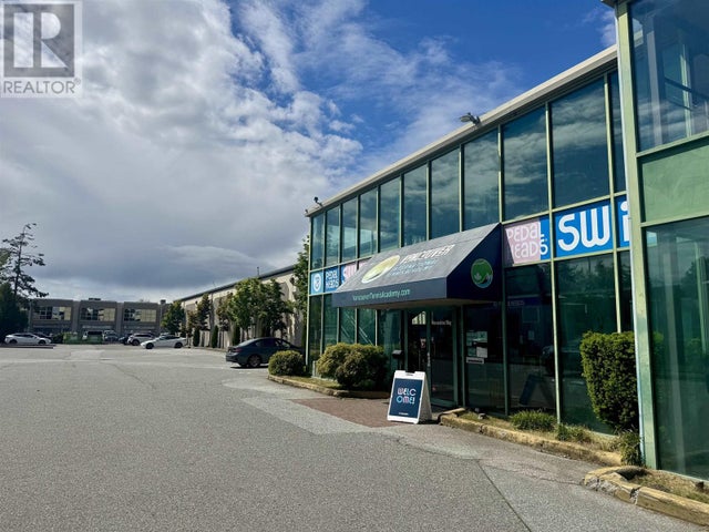 11111 Horseshoe Way, Richmond