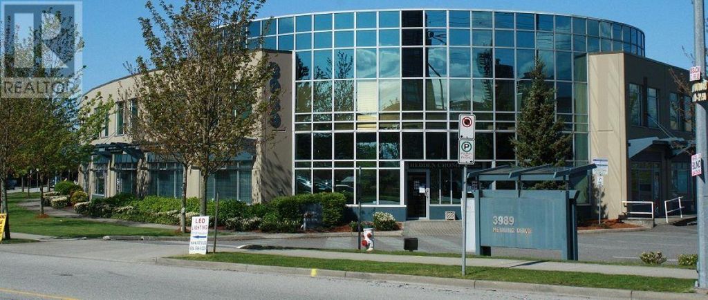 116 3989 Henning Drive, Burnaby