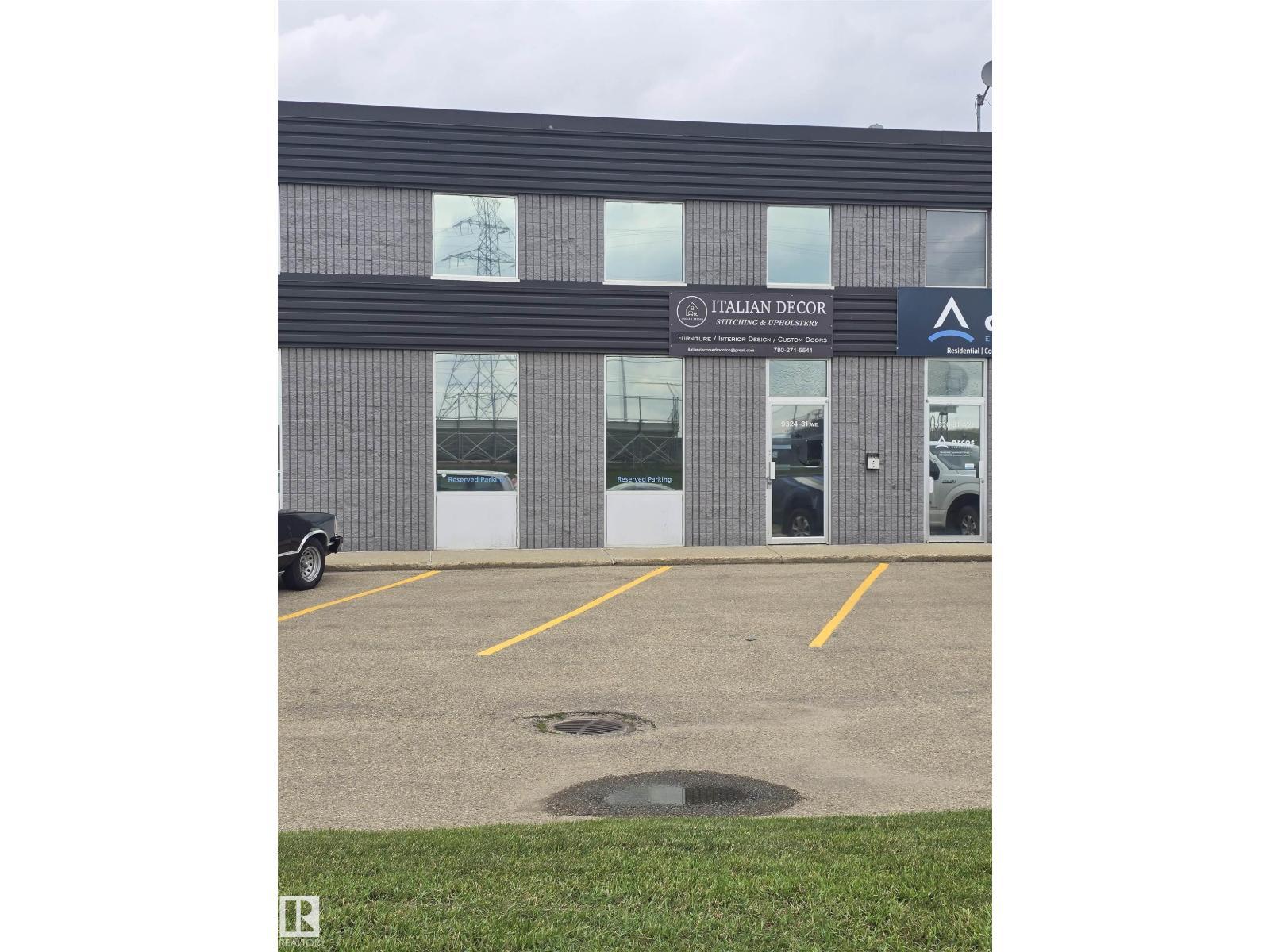 9324 31 Av Nw, Edmonton