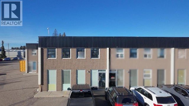 # 2, 311 9 Street E, Brooks