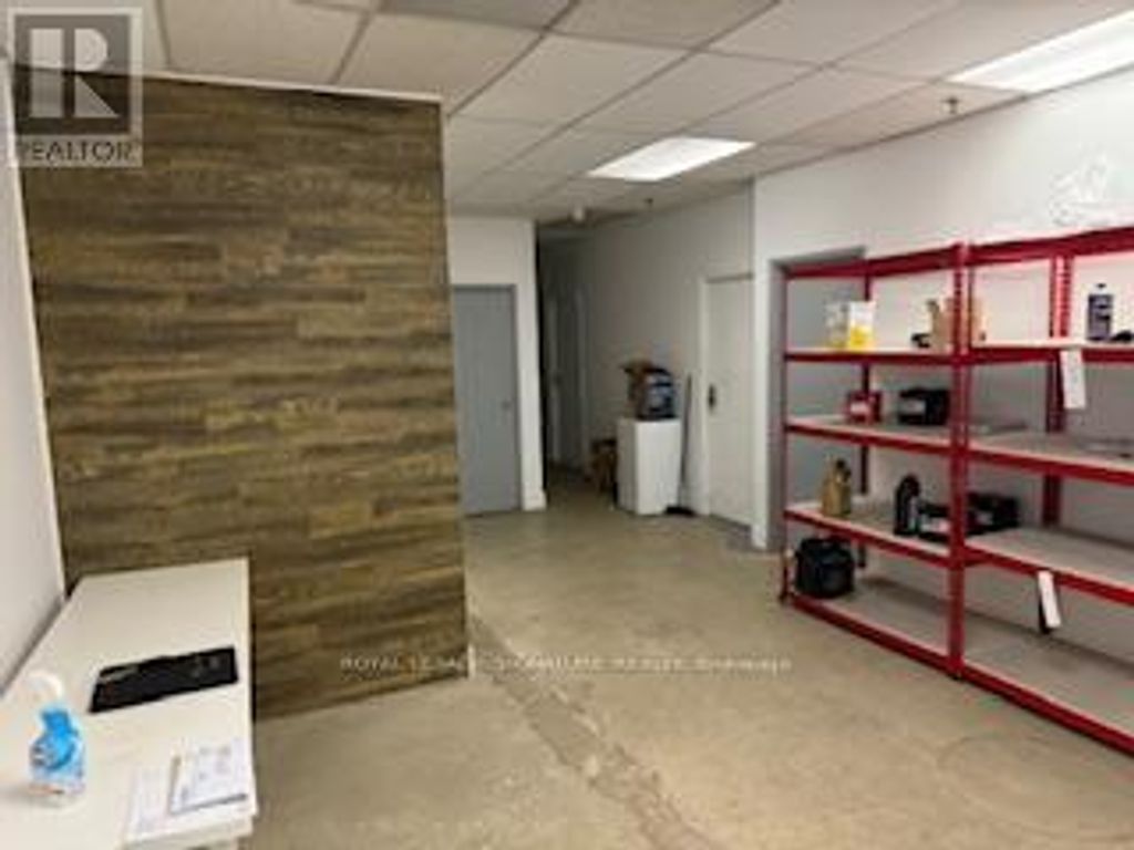 6 - 37 Kodiak Crescent, Toronto (york University Heights)