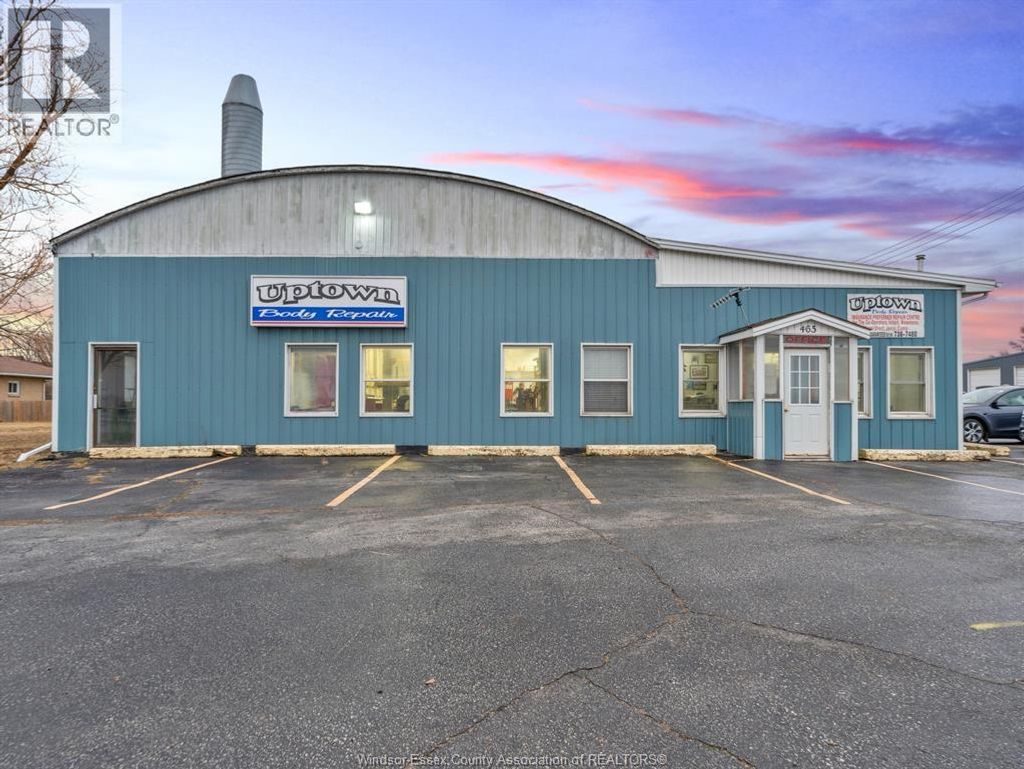 465 Front Road North, Amherstburg