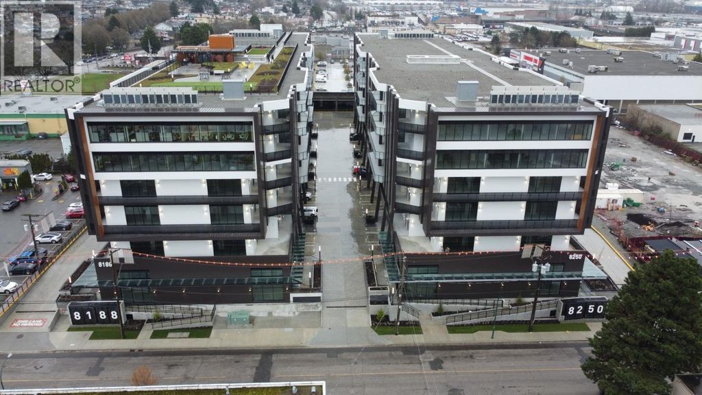 387 8250 Manitoba Street, Vancouver